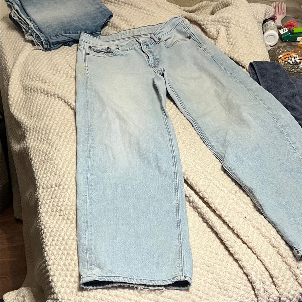 Abercrombie & Fitch Light Blue Boot Cut Jeans Women’s 6 regular